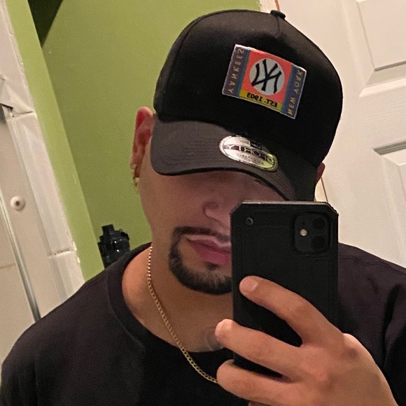 Meet your Posher, Eddie - Picture 1 of 1